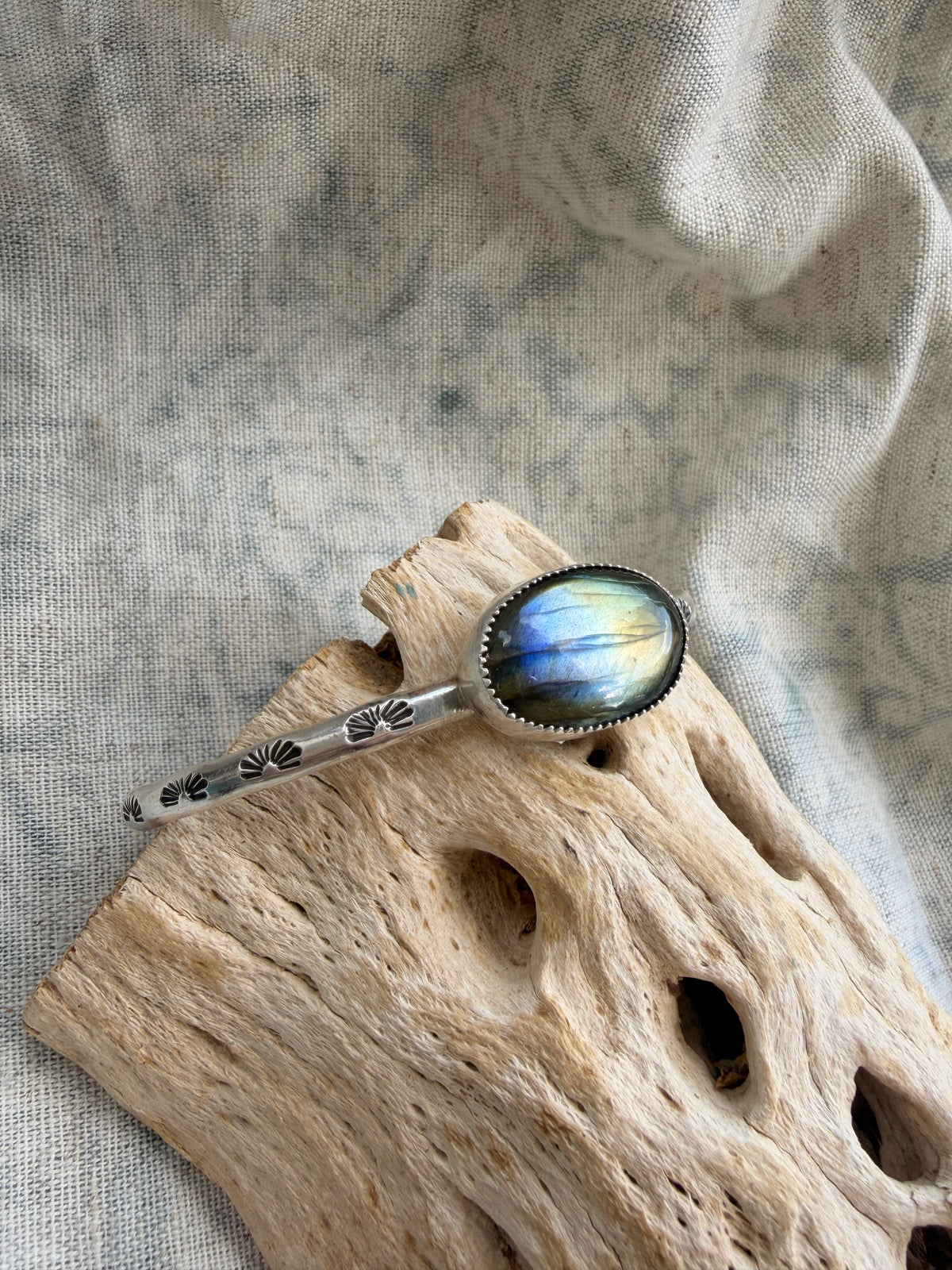 Sol Cuff