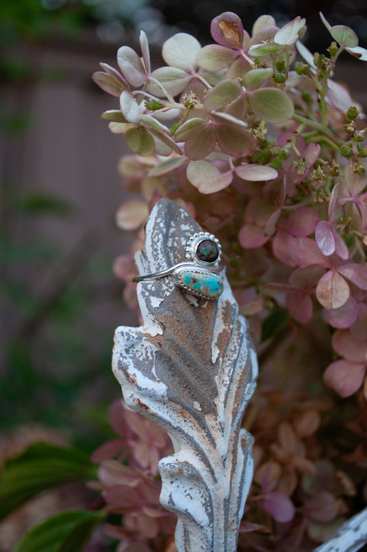Sawtooth sunrise ring