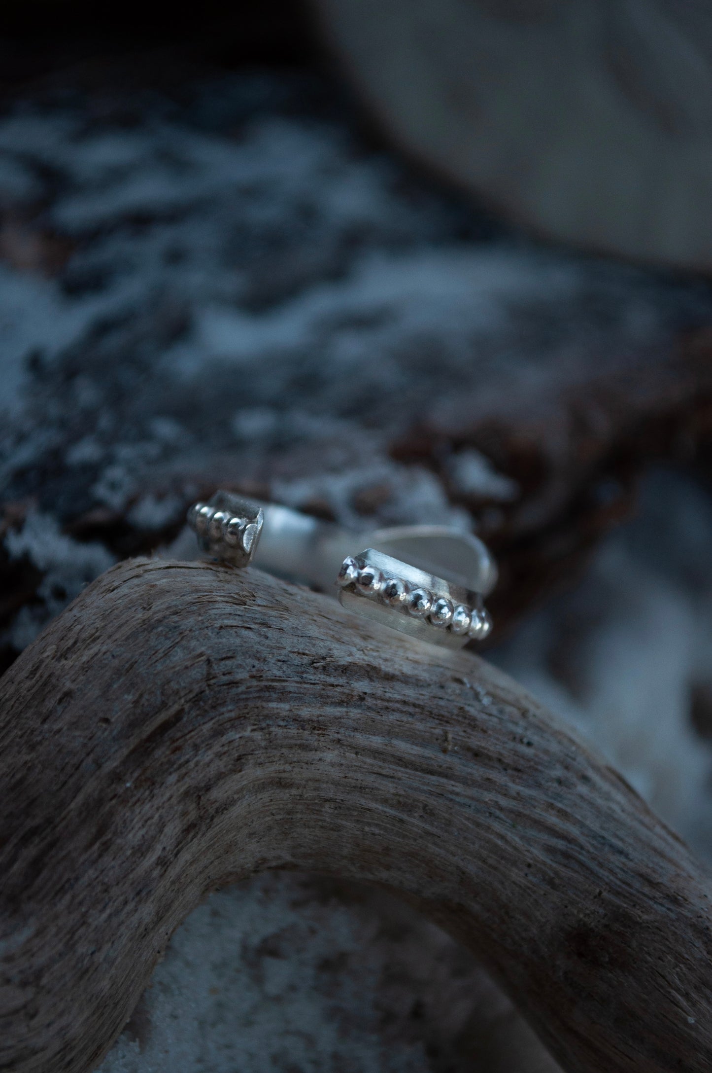edge of the sea ring